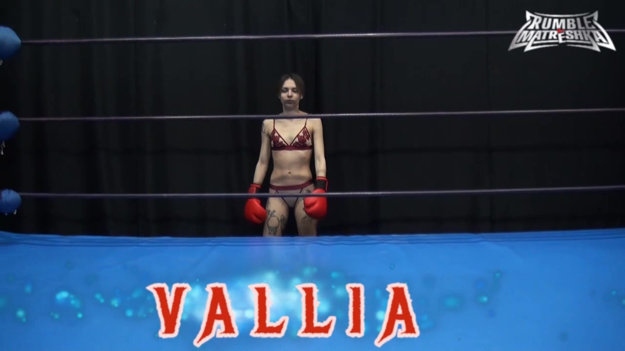 1_RWW-Lilu-vs-Vallia-Female-Fantasy-Boxing-and-Wrestling-Fight-RM177.mp4.0046