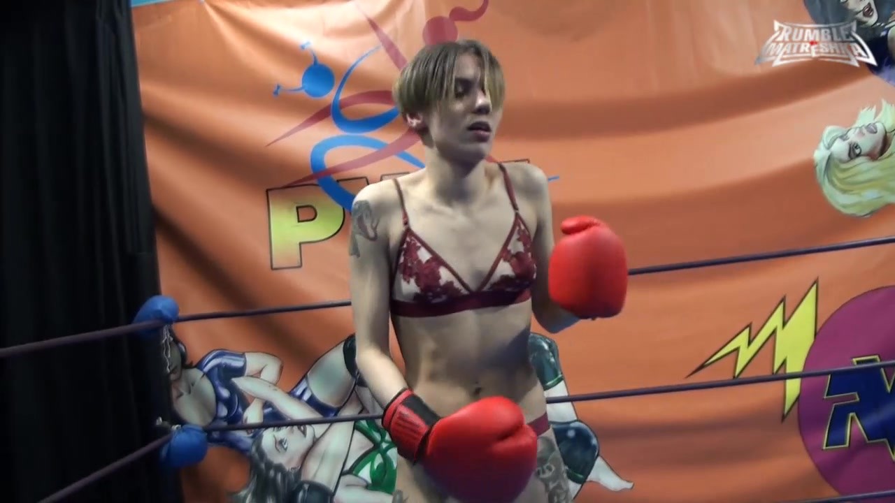 RWW-Lilu-vs-Vallia-Female-Fantasy-Boxing-and-Wrestling-Fight-RM177.mp4.0346