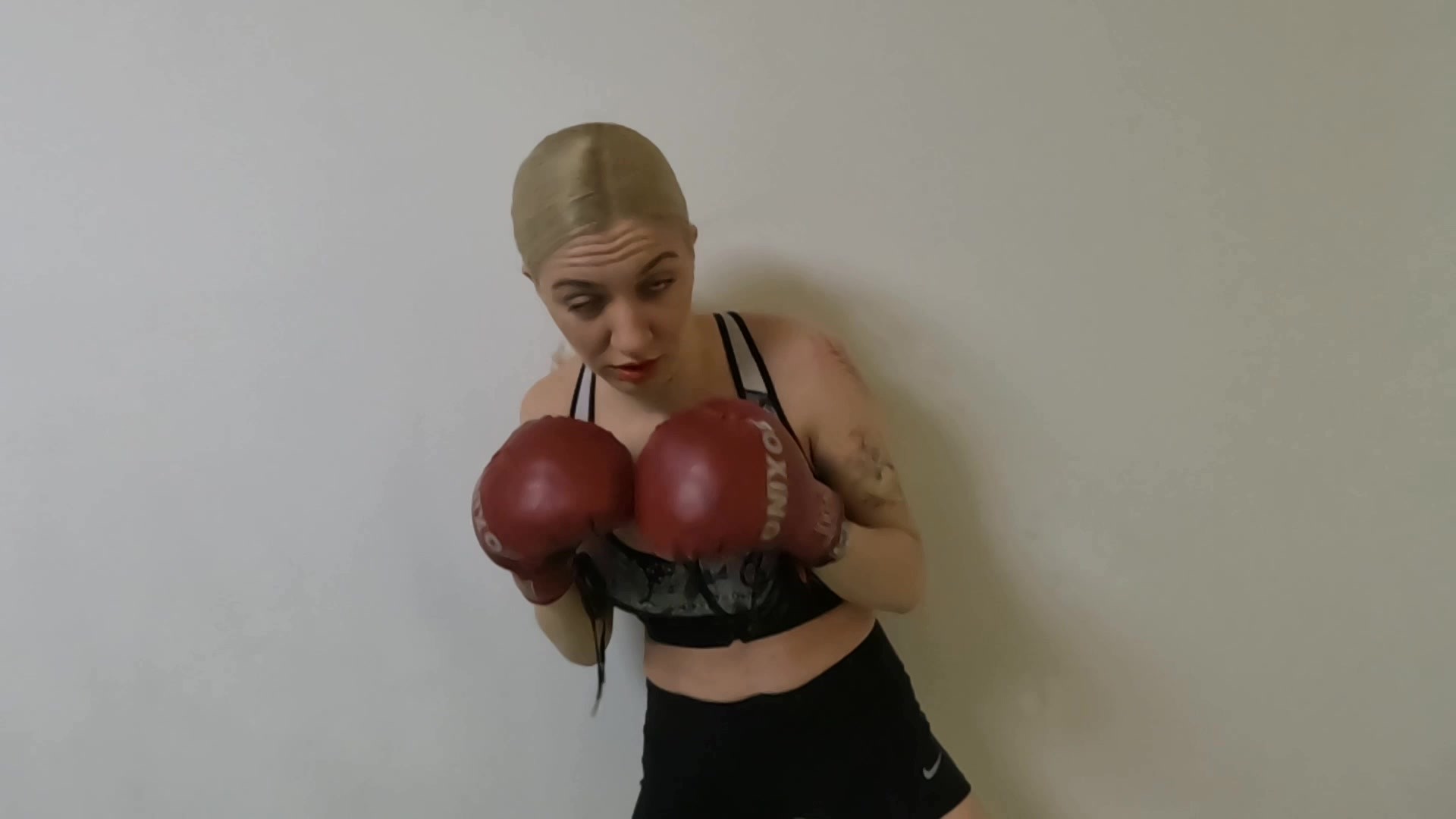 Shiny-leather-heaven-Katya-boxing-and-defeated-POV.mp4.0027